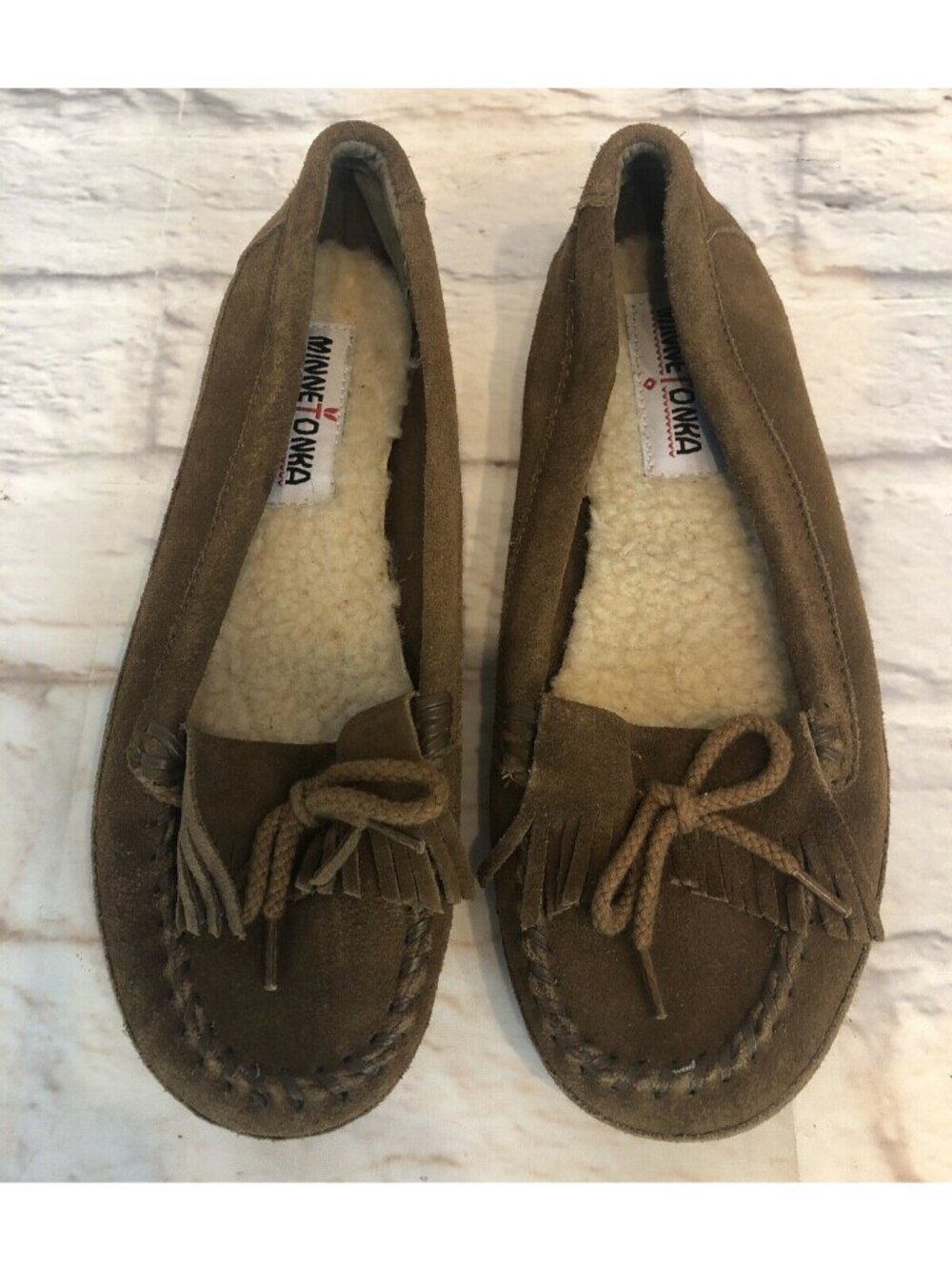 Minnetonka Womens 7 Brown Suede Kilty Hardsole Moccasin Lined Shoes 6953